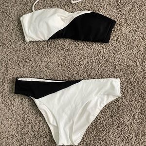 Victoria’s Secret bikini